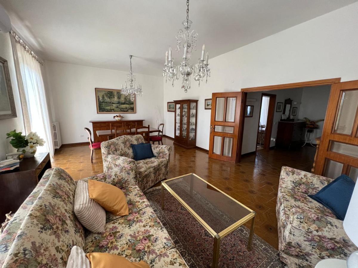 Casa Vanni Vada Bagian luar foto